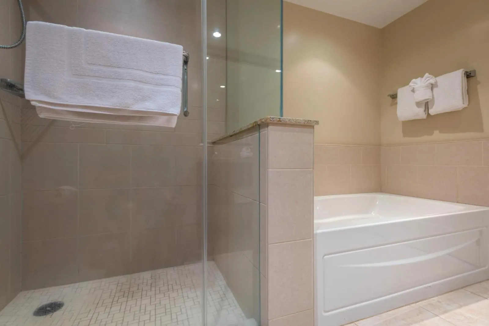 Kbm Resorts Free Car Honua Kai Konea Ocean View 2-Bedroom Condo With Huge Lanai Corner Villa Hkk-234 Kaanapali